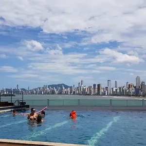 apto-top-melhor-vista-de-balneario.santa-catarina-brasil.com/